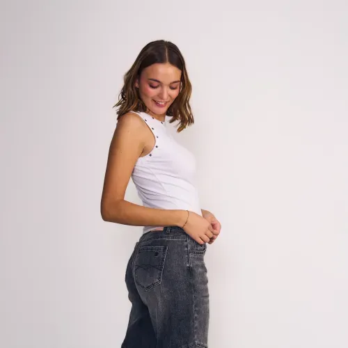 Polera Sin Mangas Street Core Tachas